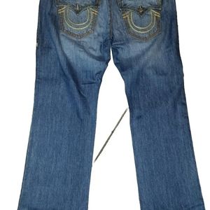 MEN'S TRUE RELIGION 100% COTTON STRAIGHT DENIM PANTS - SIZE 42 - INSEAM 35"